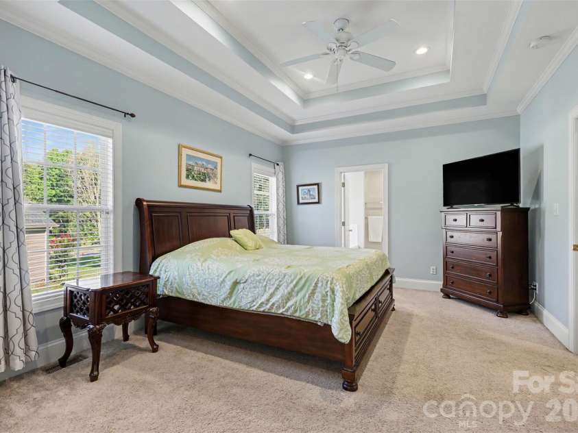 4206 Flint Drive, Lancaster, SC 29720.  MLS# CAR4405522, YatesRealty ID 39238. Primary bedroom on main
