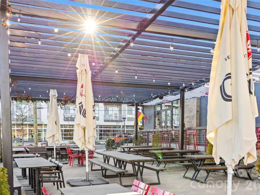 439 Blairhill Road, Charlotte, NC 28217.  MLS# CAR4337502, YatesRealty ID 3924. 