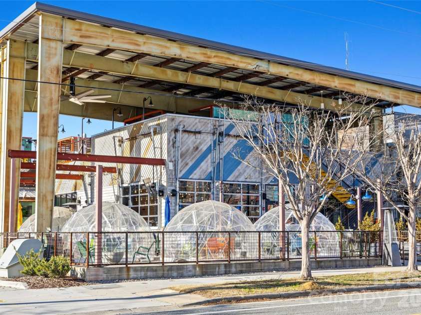 439 Blairhill Road, Charlotte, NC 28217.  MLS# CAR4337502, YatesRealty ID 3924. 