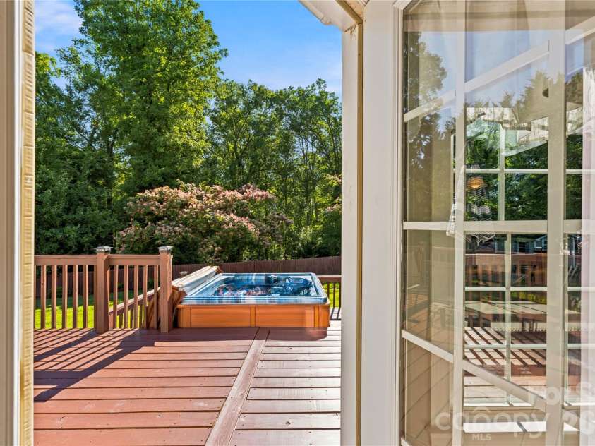 115 Country Club Drive, Morganton, NC 28655.  MLS# CAR4395354, YatesRealty ID 39240. Back Deck