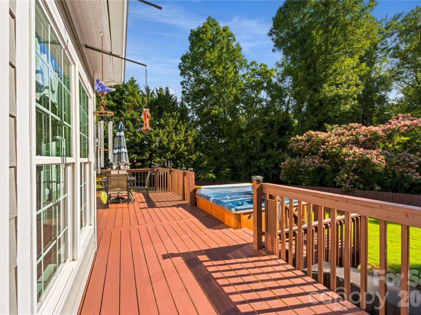 115 Country Club Drive, Morganton, NC 28655.  MLS# CAR4395354, YatesRealty ID 39240. Back Deck