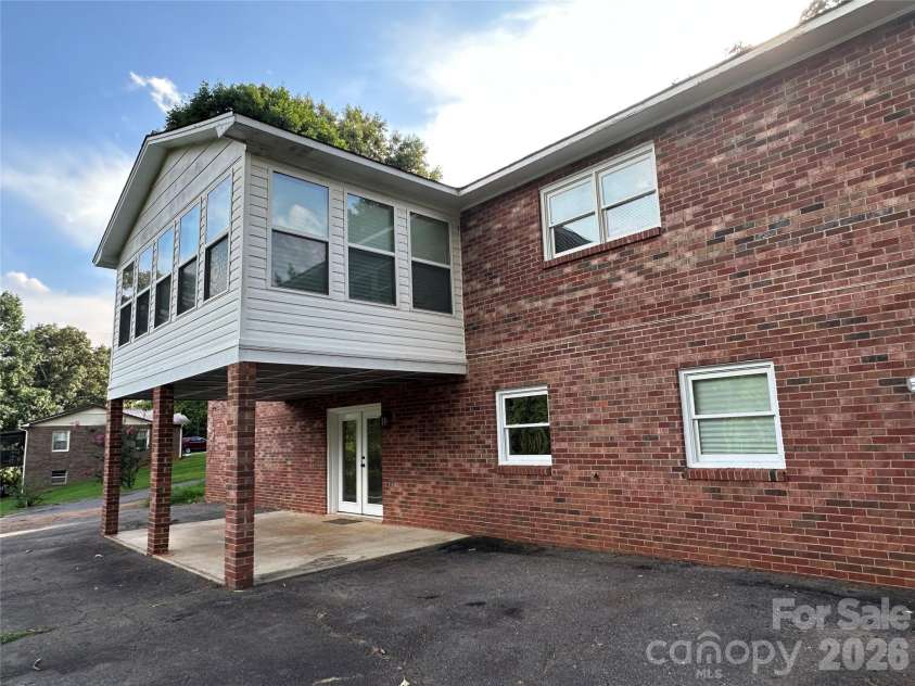 5212 Walter Starnes Place, Granite Falls, NC 28630.  MLS# CAR4380237, YatesRealty ID 39242. 