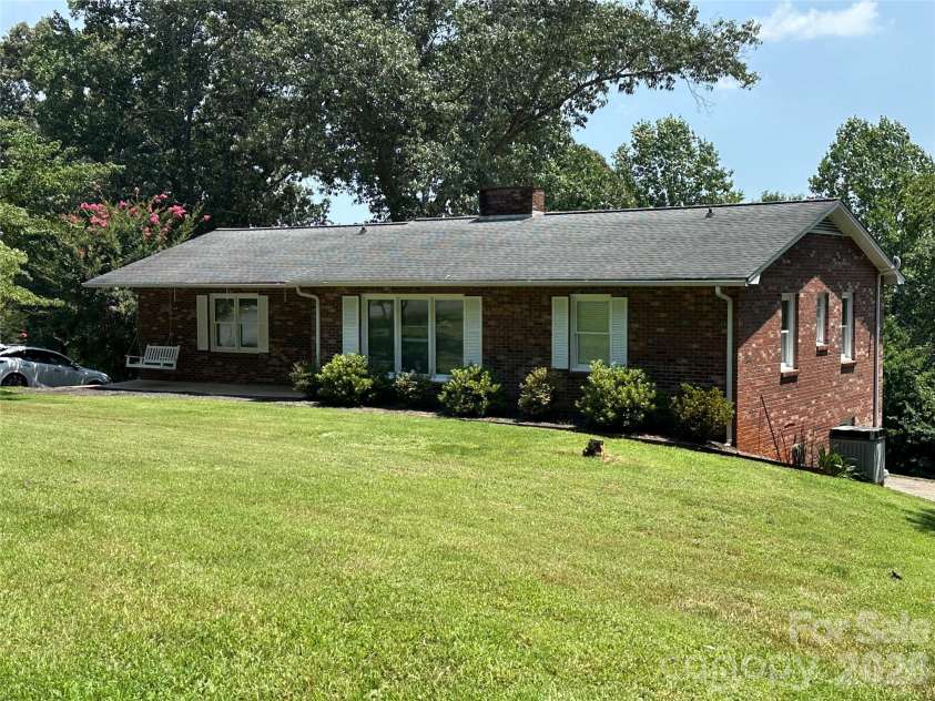 5212 Walter Starnes Place, Granite Falls, NC 28630.  MLS# CAR4380237, YatesRealty ID 39242. 