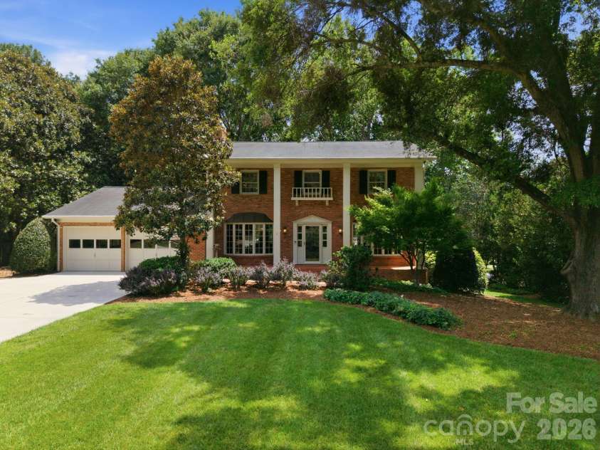 710 37th Avenue, Hickory, NC 28601.  MLS# CAR4399079, YatesRealty ID 39244. 