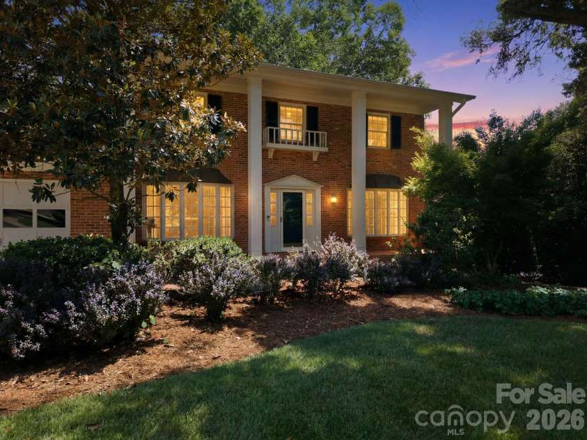 710 37th Avenue, Hickory, NC 28601.  MLS# CAR4399079, YatesRealty ID 39244. 