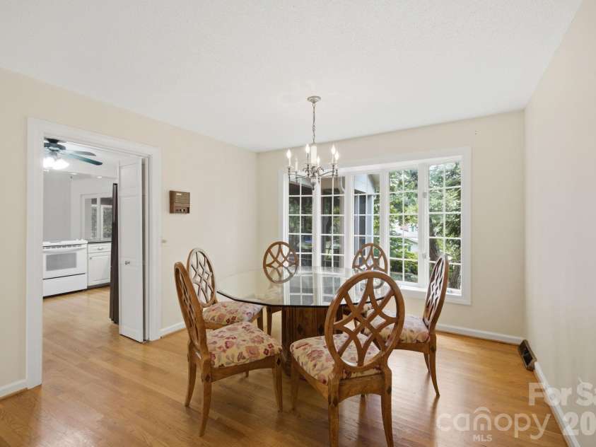 710 37th Avenue, Hickory, NC 28601.  MLS# CAR4399079, YatesRealty ID 39244. 