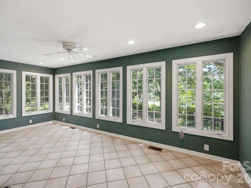 710 37th Avenue, Hickory, NC 28601.  MLS# CAR4399079, YatesRealty ID 39244. 
