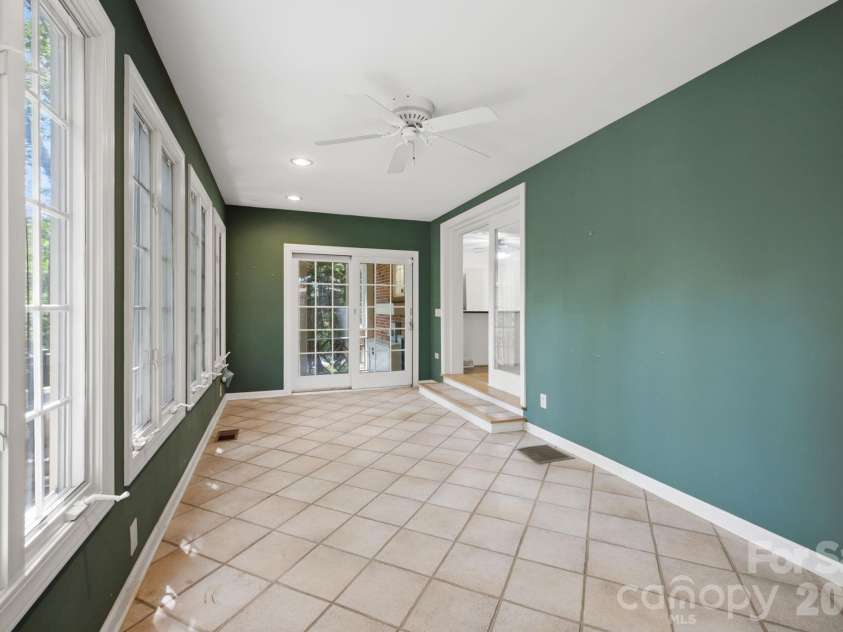 710 37th Avenue, Hickory, NC 28601.  MLS# CAR4399079, YatesRealty ID 39244. 
