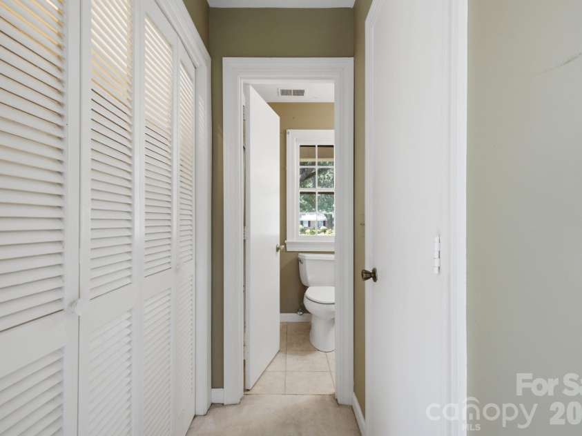 710 37th Avenue, Hickory, NC 28601.  MLS# CAR4399079, YatesRealty ID 39244. 