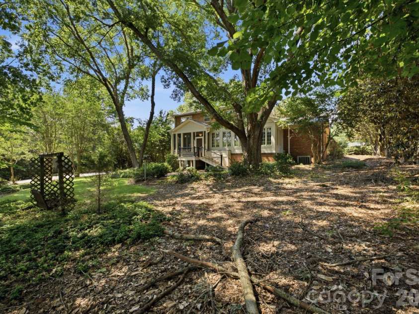 710 37th Avenue, Hickory, NC 28601.  MLS# CAR4399079, YatesRealty ID 39244. 