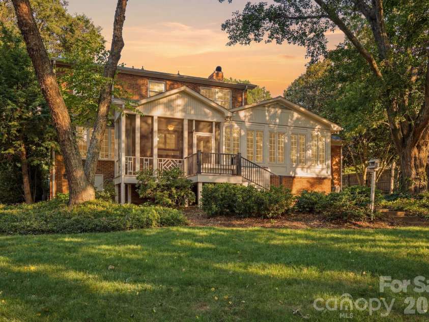 710 37th Avenue, Hickory, NC 28601.  MLS# CAR4399079, YatesRealty ID 39244. 