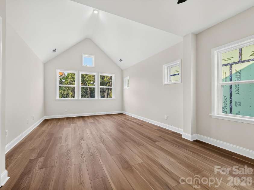 16020 Cloud Nine Court, Matthews, NC 28105.  MLS# CAR4350170, YatesRealty ID 39246. Primary Suite