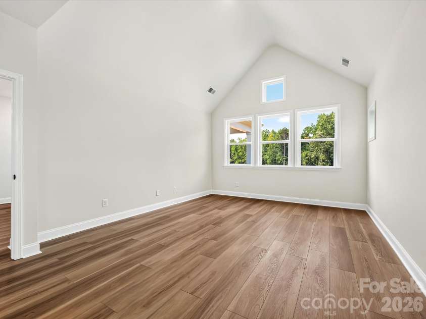 16020 Cloud Nine Court, Matthews, NC 28105.  MLS# CAR4350170, YatesRealty ID 39246. Primary Suite