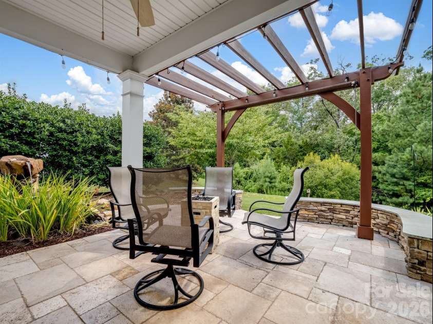 8077 Crater Lake Drive, Indian Land, SC 29707.  MLS# CAR4405582, YatesRealty ID 39248. 
