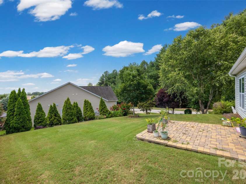 78029 Rillstone Drive, Lancaster, SC 29720.  MLS# CAR4404905, YatesRealty ID 39250. Corner Lot