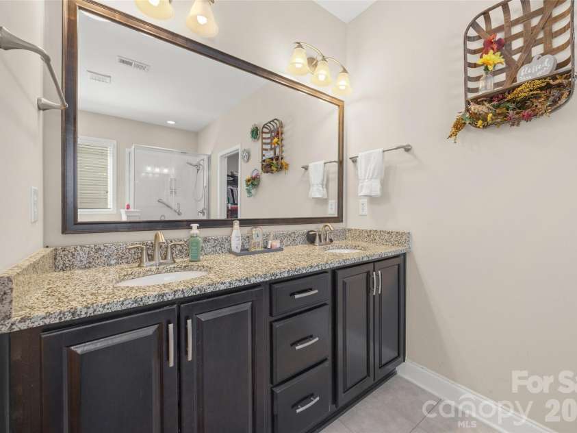 78029 Rillstone Drive, Lancaster, SC 29720.  MLS# CAR4404905, YatesRealty ID 39250. Primary Bathroom