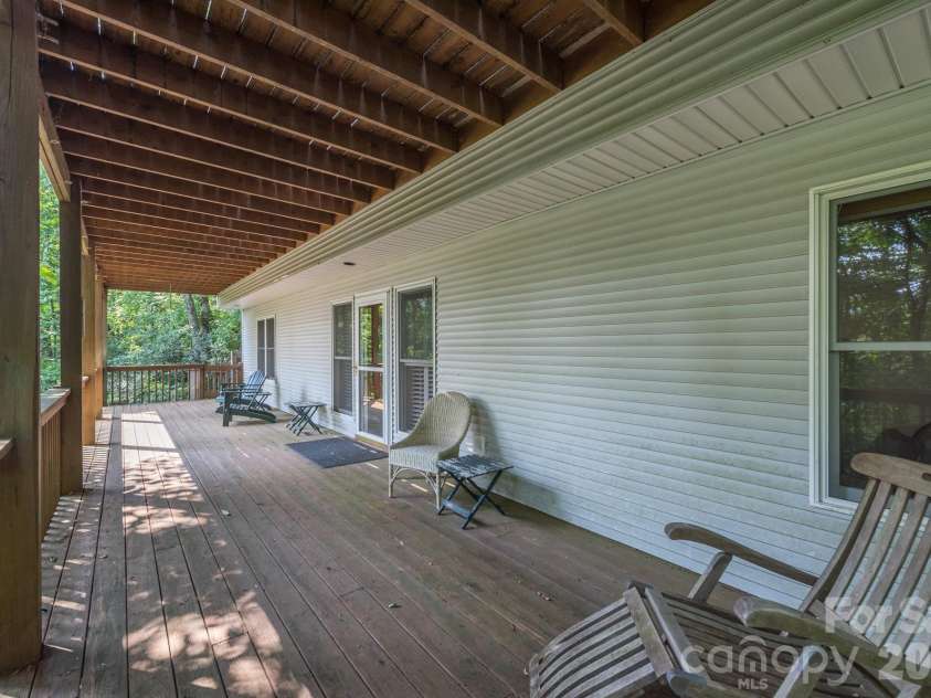 275 Allen Mountain Drive, Black Mountain, NC 28711.  MLS# CAR4403183, YatesRealty ID 39255. 