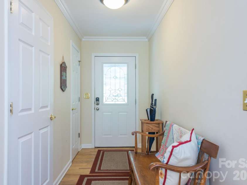 275 Allen Mountain Drive, Black Mountain, NC 28711.  MLS# CAR4403183, YatesRealty ID 39255. 