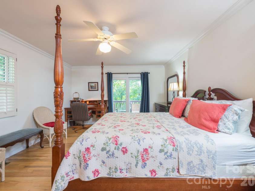 275 Allen Mountain Drive, Black Mountain, NC 28711.  MLS# CAR4403183, YatesRealty ID 39255. 