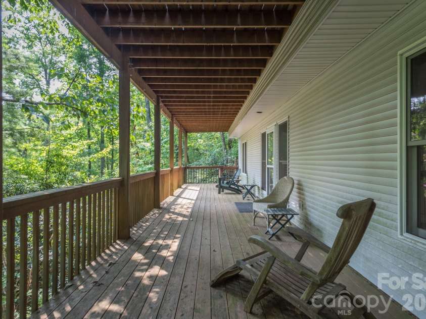 275 Allen Mountain Drive, Black Mountain, NC 28711.  MLS# CAR4403183, YatesRealty ID 39255. 