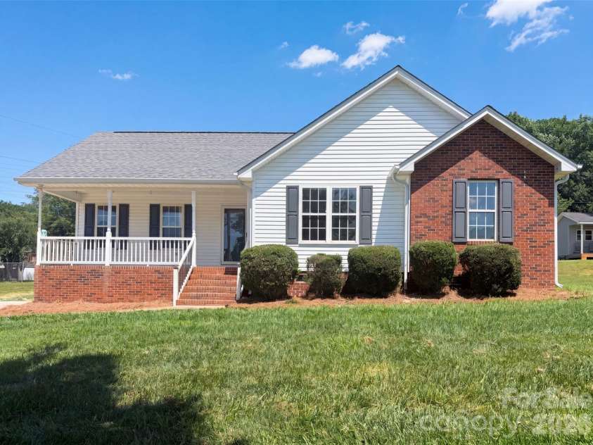 1011 Meagan Court, Bessemer City, NC 28016.  MLS# CAR4395695, YatesRealty ID 39258. 