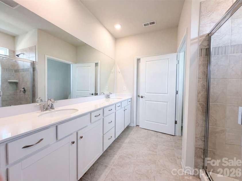 190 Abersham Drive, Mooresville, NC 28115.  MLS# CAR4400713, YatesRealty ID 39259. 