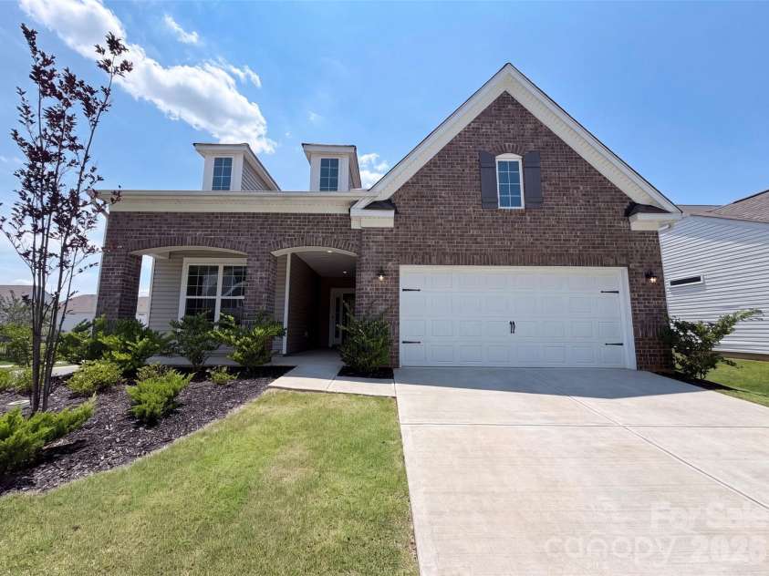 190 Abersham Drive, Mooresville, NC 28115.  MLS# CAR4400713, YatesRealty ID 39259. 