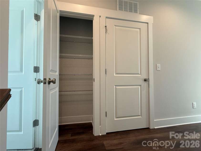 1229 34th Street, Charlotte, NC 28205.  MLS# CAR4211272, YatesRealty ID 3926. Linen closet