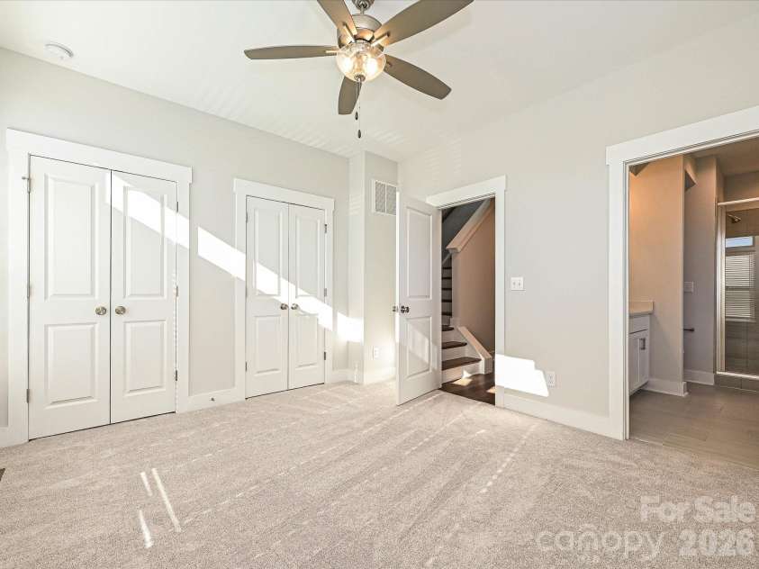 1229 34th Street, Charlotte, NC 28205.  MLS# CAR4211272, YatesRealty ID 3926. Premier Bedroom