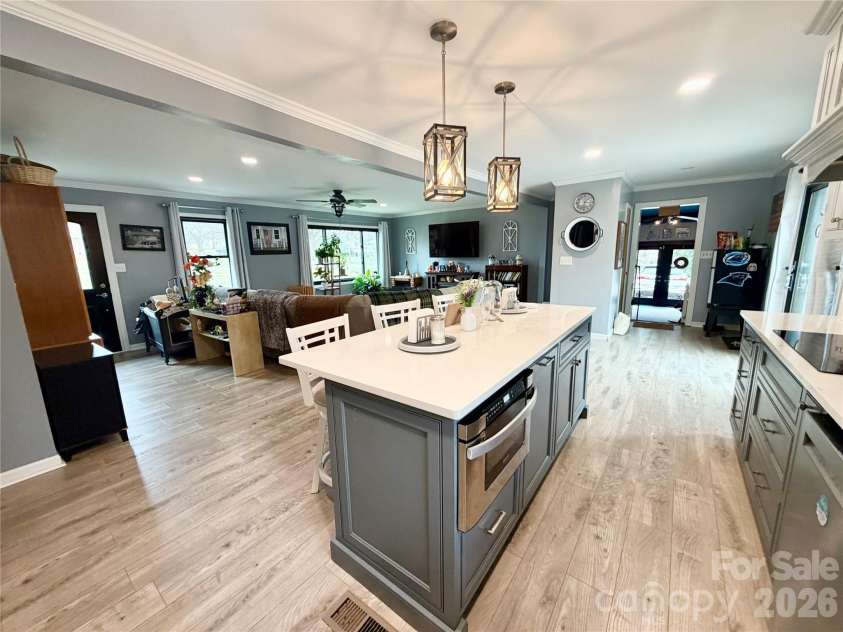 701 Cherry Lane, Shelby, NC 28150.  MLS# CAR4354299, YatesRealty ID 3926. 