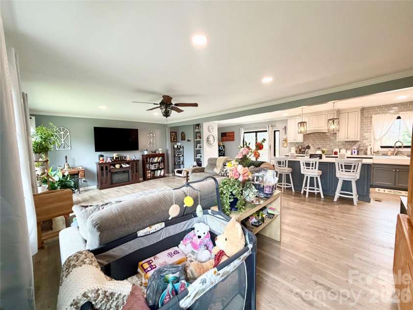 701 Cherry Lane, Shelby, NC 28150.  MLS# CAR4354299, YatesRealty ID 3926. 