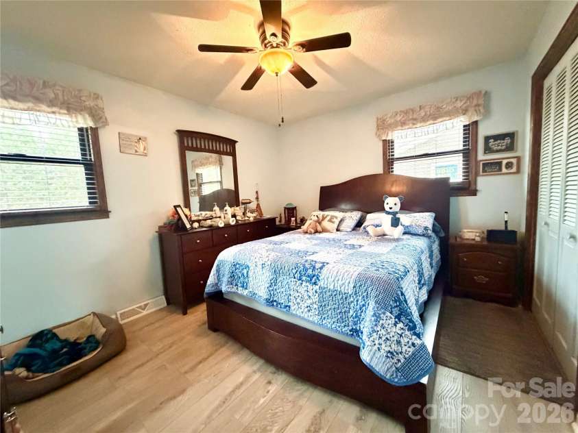 701 Cherry Lane, Shelby, NC 28150.  MLS# CAR4354299, YatesRealty ID 3926. 