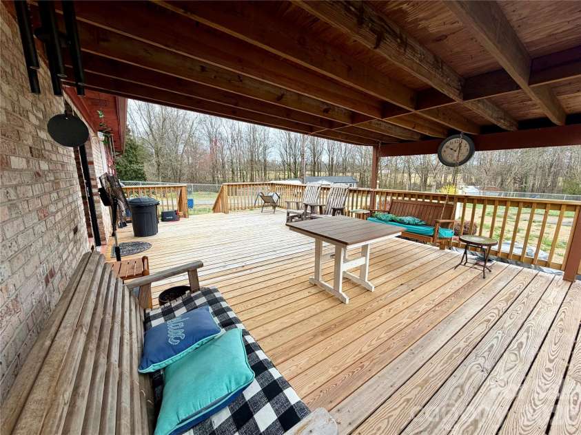 701 Cherry Lane, Shelby, NC 28150.  MLS# CAR4354299, YatesRealty ID 3926. 