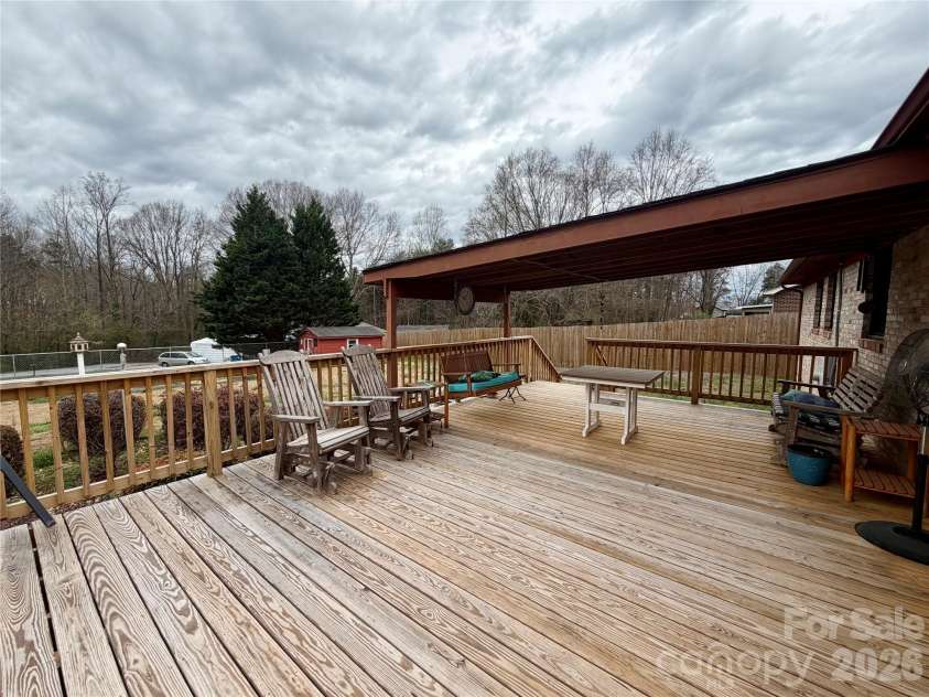 701 Cherry Lane, Shelby, NC 28150.  MLS# CAR4354299, YatesRealty ID 3926. 