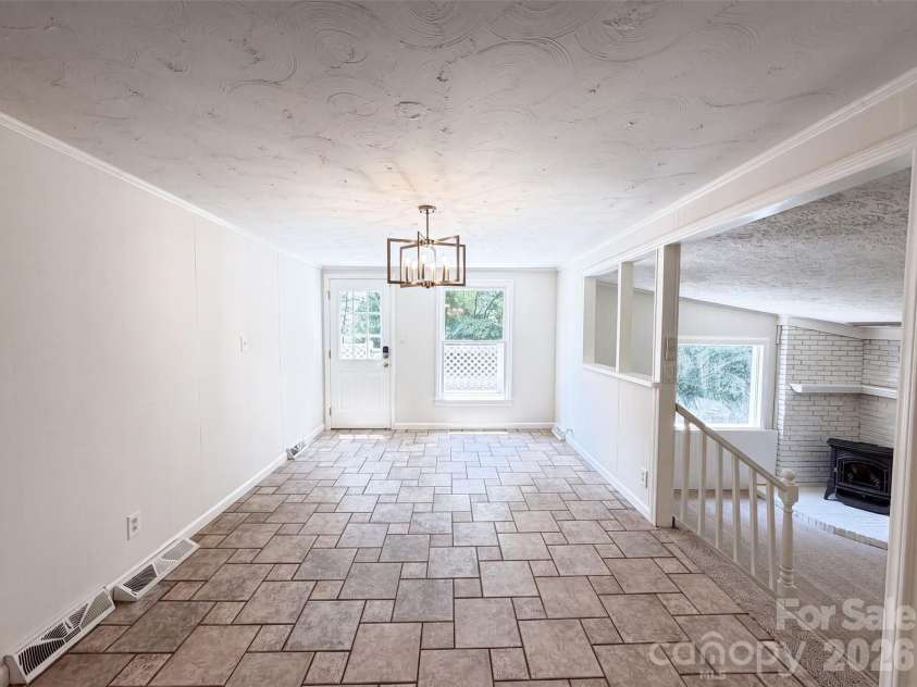 9801 Hannon Road, Charlotte, NC 28227.  MLS# CAR4404107, YatesRealty ID 39260. 