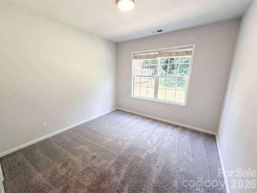 11528 Erwin Ridge Avenue, Charlotte, NC 28213.  MLS# CAR4396730, YatesRealty ID 39262. 