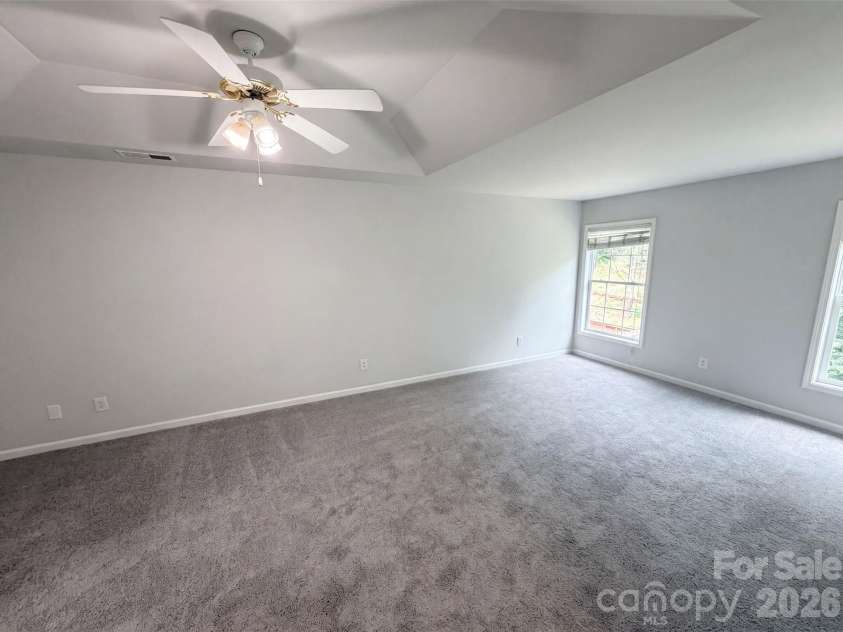 11528 Erwin Ridge Avenue, Charlotte, NC 28213.  MLS# CAR4396730, YatesRealty ID 39262. 