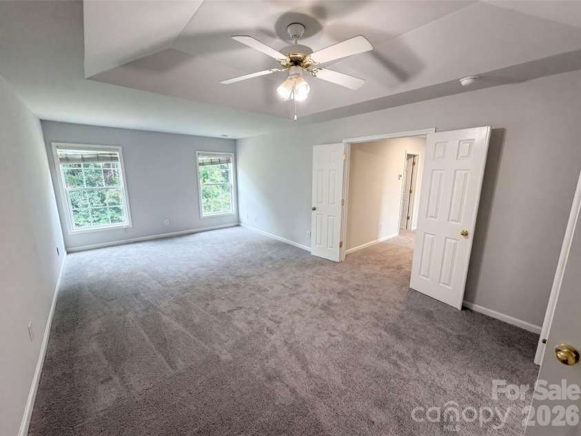 11528 Erwin Ridge Avenue, Charlotte, NC 28213.  MLS# CAR4396730, YatesRealty ID 39262. 