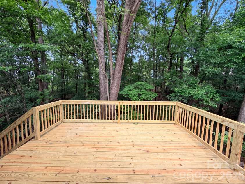 5908 Bookbinders Lane, Charlotte, NC 28270.  MLS# CAR4379296, YatesRealty ID 39263. 