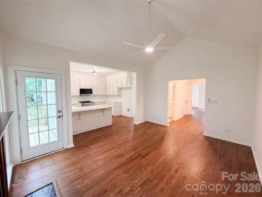 5908 Bookbinders Lane, Charlotte, NC 28270.  MLS# CAR4379296, YatesRealty ID 39263. 