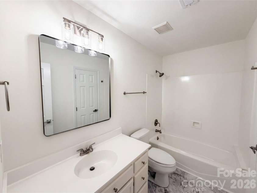 5908 Bookbinders Lane, Charlotte, NC 28270.  MLS# CAR4379296, YatesRealty ID 39263. 