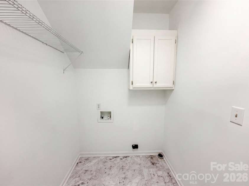 5908 Bookbinders Lane, Charlotte, NC 28270.  MLS# CAR4379296, YatesRealty ID 39263. 