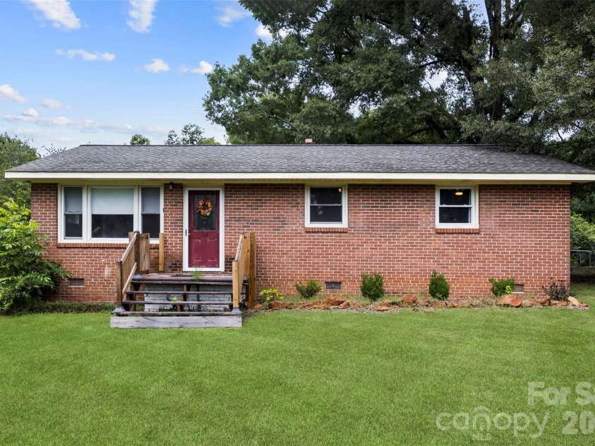 112 Luthers Road, Kings Mountain, NC 28086.  MLS# CAR4406504, YatesRealty ID 39266. 