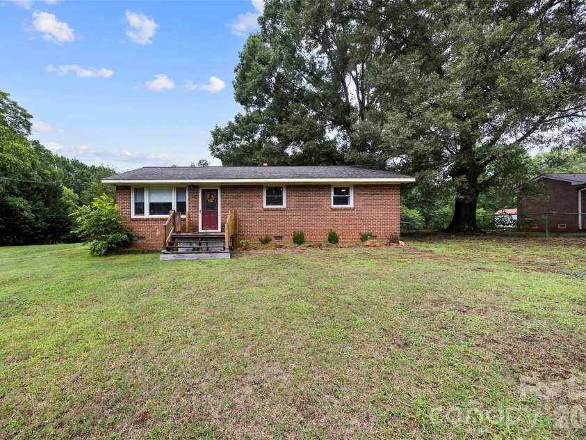 112 Luthers Road, Kings Mountain, NC 28086.  MLS# CAR4406504, YatesRealty ID 39266. 