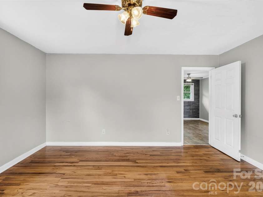 112 Luthers Road, Kings Mountain, NC 28086.  MLS# CAR4406504, YatesRealty ID 39266. 