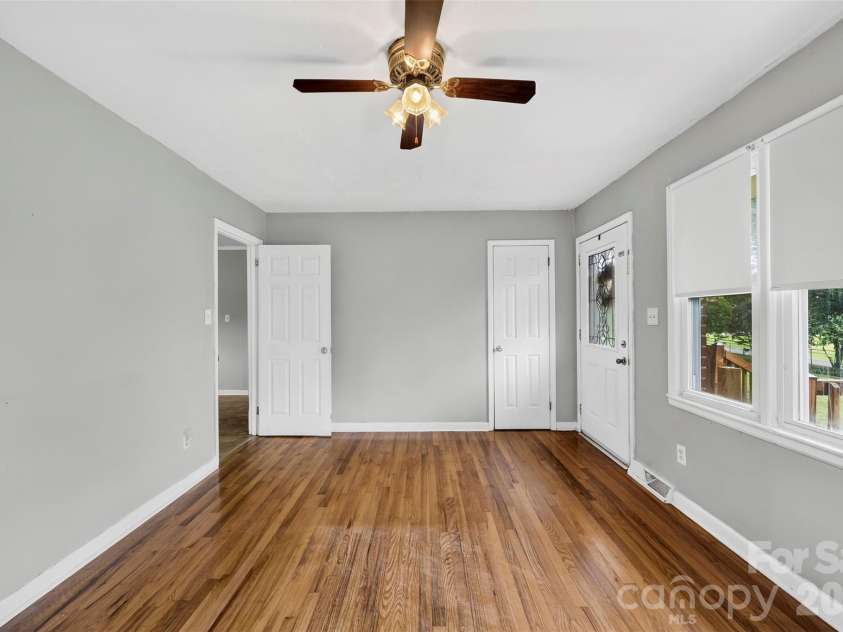 112 Luthers Road, Kings Mountain, NC 28086.  MLS# CAR4406504, YatesRealty ID 39266. 