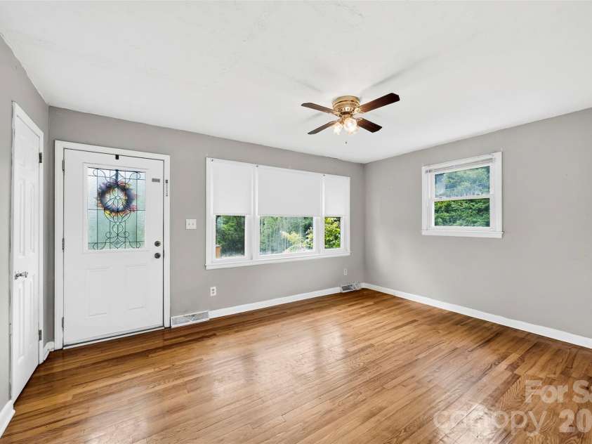 112 Luthers Road, Kings Mountain, NC 28086.  MLS# CAR4406504, YatesRealty ID 39266. 