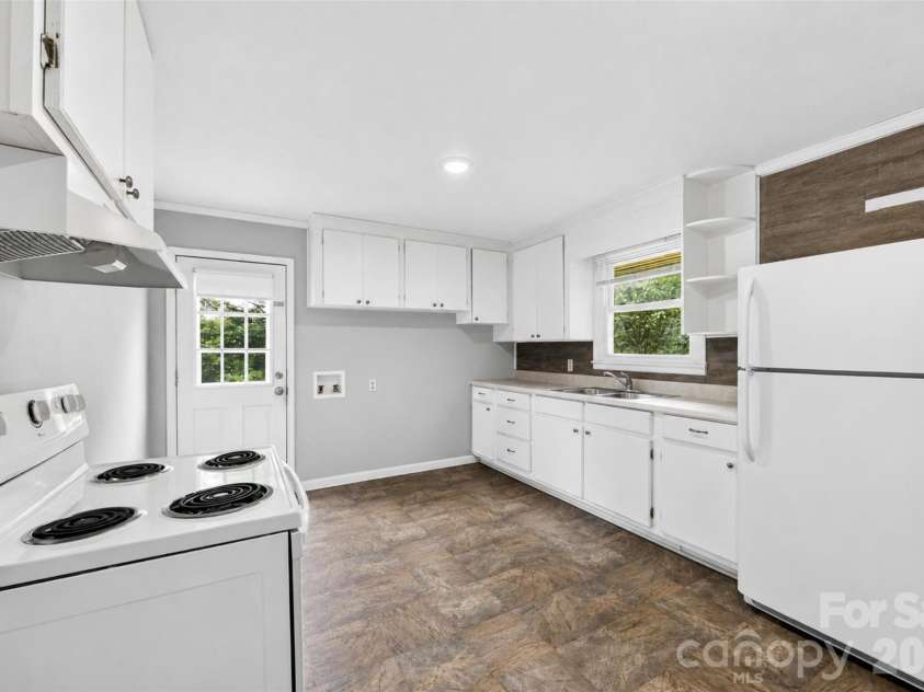 112 Luthers Road, Kings Mountain, NC 28086.  MLS# CAR4406504, YatesRealty ID 39266. 