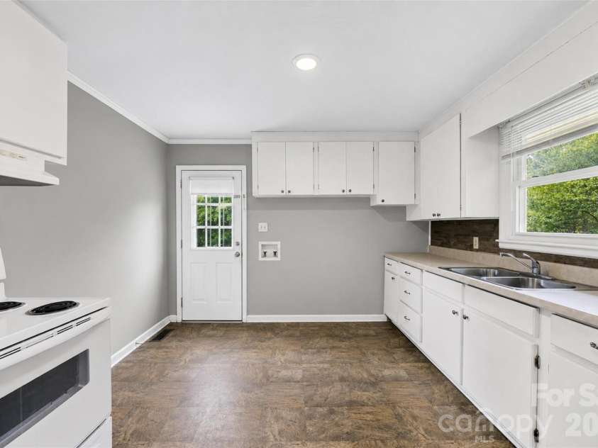 112 Luthers Road, Kings Mountain, NC 28086.  MLS# CAR4406504, YatesRealty ID 39266. 