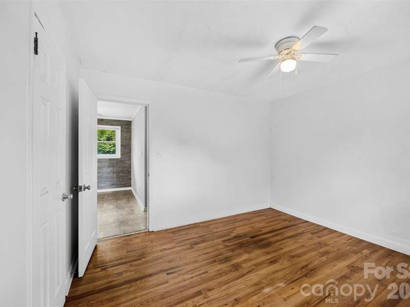112 Luthers Road, Kings Mountain, NC 28086.  MLS# CAR4406504, YatesRealty ID 39266. 